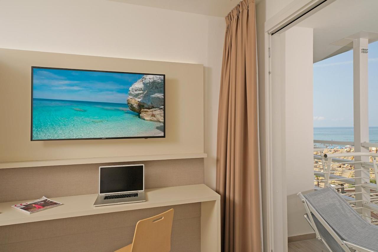 Hotel Strand A Frontemare Lido di Jesolo Eksteriør billede