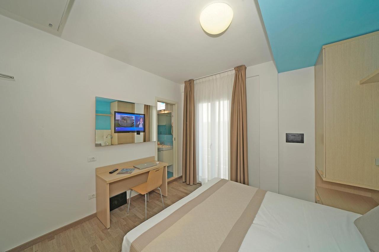 Hotel Strand A Frontemare Lido di Jesolo Eksteriør billede