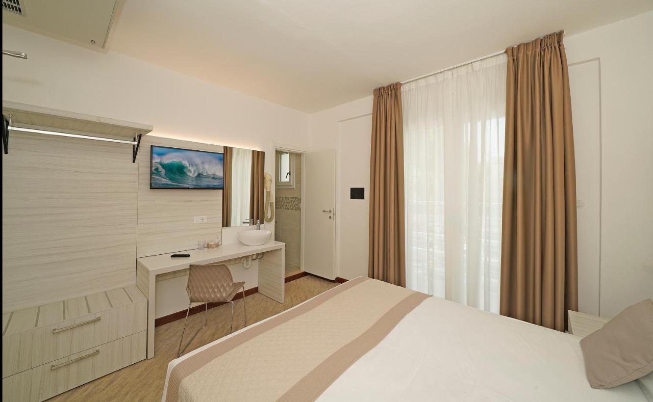 Hotel Strand A Frontemare Lido di Jesolo Eksteriør billede