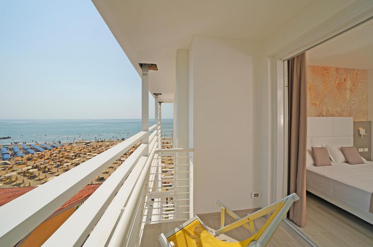 Hotel Strand A Frontemare Lido di Jesolo Eksteriør billede